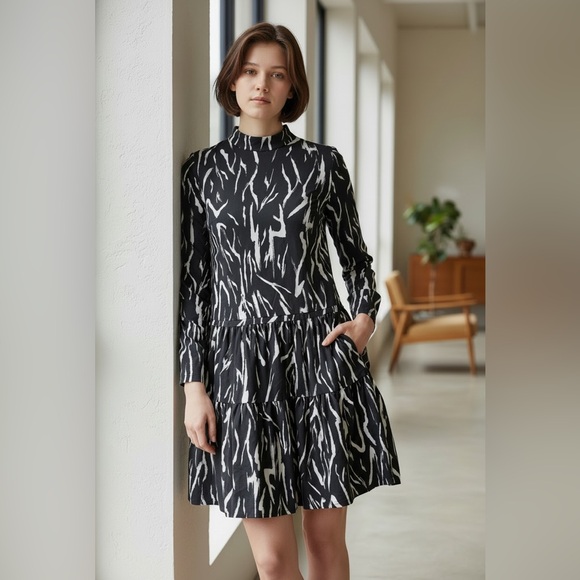 Noni Dresses & Skirts - Noni Long-Sleeve Zebra Black White Print Fit & Flare Midi Dress Small Party Date